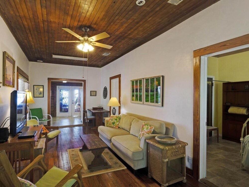 Soundside Beach Cottage With Amazing Views Pensacola United