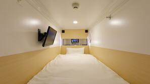 Premium bedding, in-room safe, blackout curtains, free WiFi