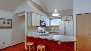 Fridge, microwave, coffee/tea maker