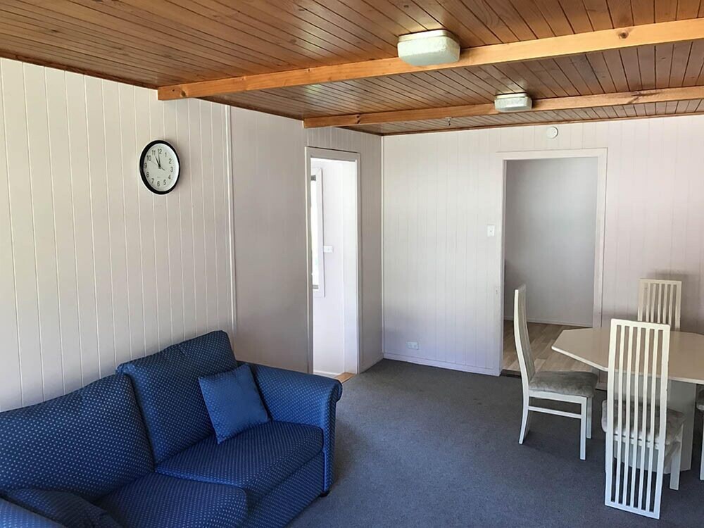 The Waterwheel Beach Cabins - Caravan Park