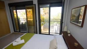 5 bedrooms, blackout curtains, iron/ironing board, cots/infant beds
