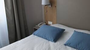 In-room safe, desk, free WiFi, wheelchair access