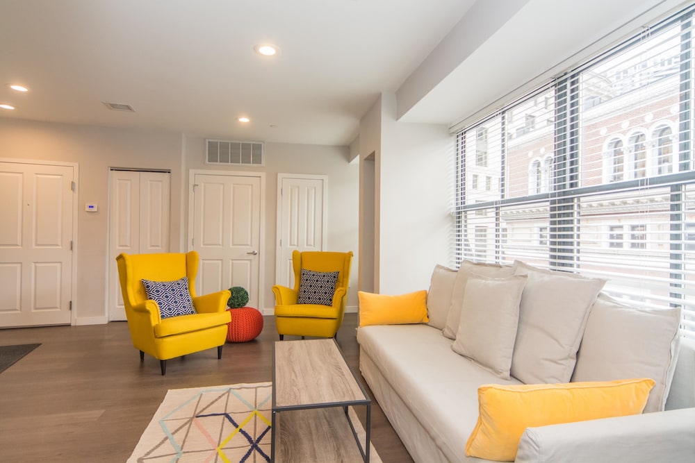 Bos004 2 Bedroom Apartment By Senstay Boston