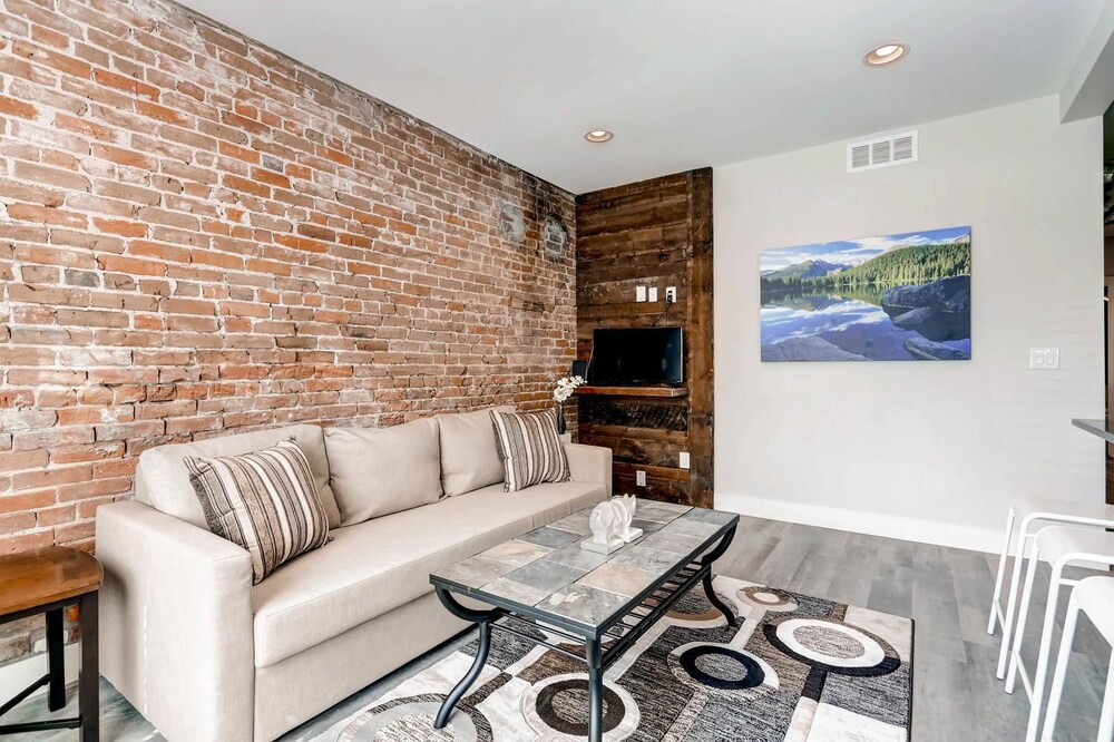 2 bedroom apartments in denver featured image d030 bedroom apartment by senstay in denver hotel rates 2 bedroom apartments in denver featured image d030 bedroom apartment by senstay in denver hotel rates