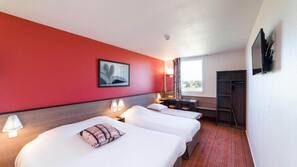 1 chambre, literie de qualité supérieure, bureau