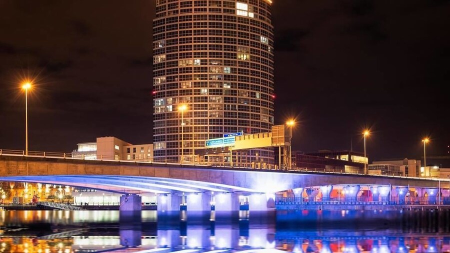 Dream Apartments - The Obel Building