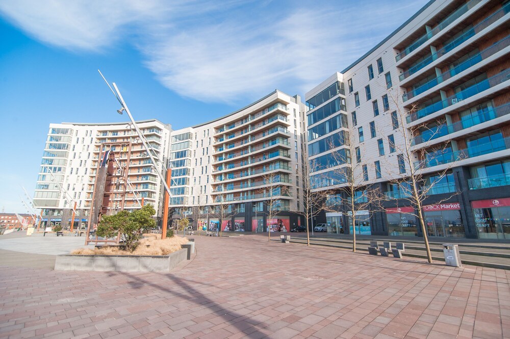 Dream Apartments Titanic Arc Deals & Reviews (Belfast, GBR) Wotif