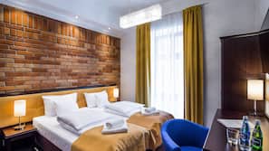 Premium bedding, in-room safe, desk, blackout curtains