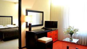 Minibar, in-room safe, desk, laptop workspace
