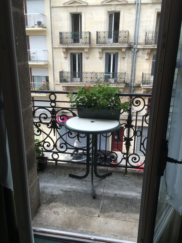 Hotel Madeleine Bordeaux Hotel Madeleine Bordeaux