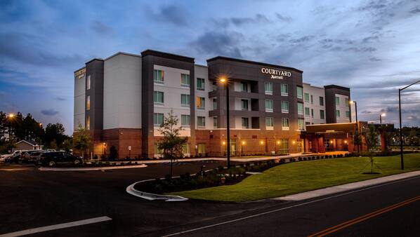 Courtyard by Marriott Columbia Cayce in Cayce, SC | Expedia