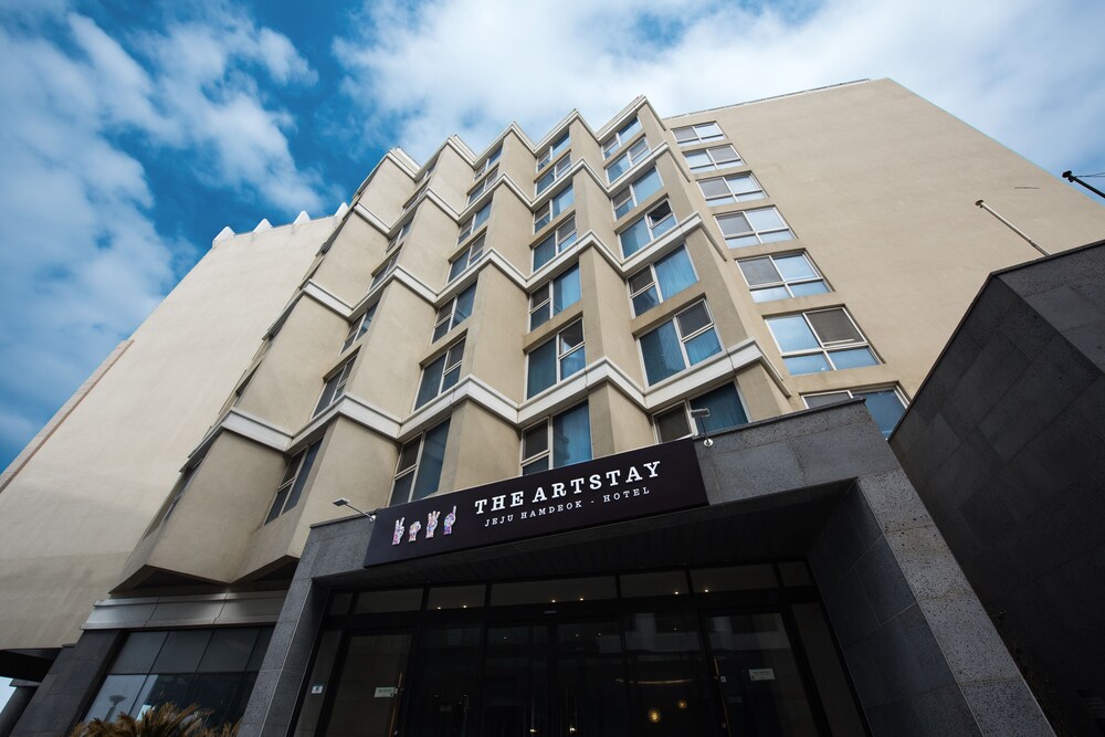 Discount [60% Off] Ramada Jeju Hamdeok Hotel South Korea | Best Hotels