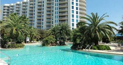 The Palms of Destin Resort by Panhandle Getaways