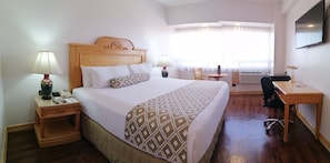 Executive Room | In-room safe, desk, iron/ironing board, free cribs/infant beds