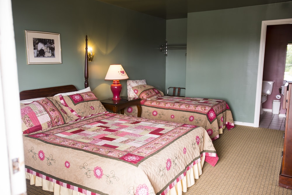 Cottonwood Inn in Salem Best Rates & Deals on Orbitz