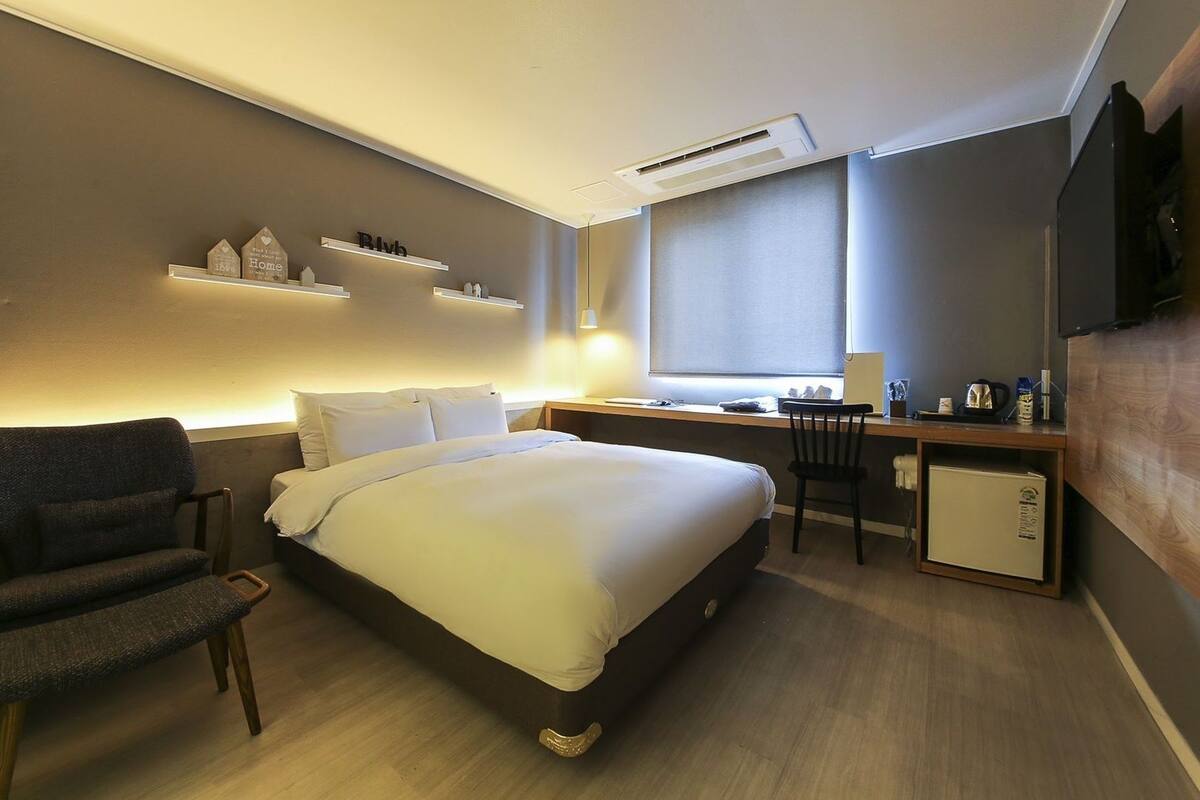 ソウル ビジネス ホテル オラ 口コミ 部屋写真 料金 お得情報 エクスペディア