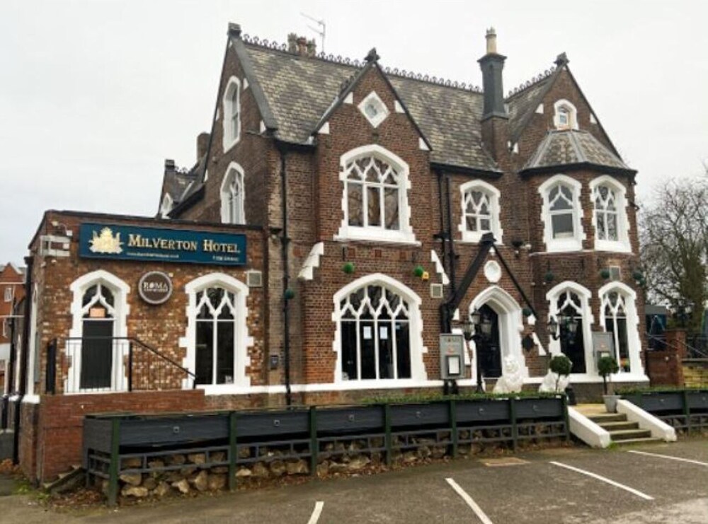 Photo - Milverton Hotel