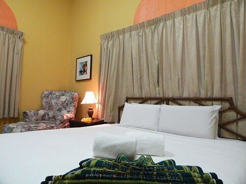 Rumbia Resort Villa Paka Paka Mys Airasiago