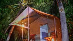 Rollaway beds, free WiFi