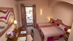Premium bedding, in-room safe, desk, free cots/infant beds