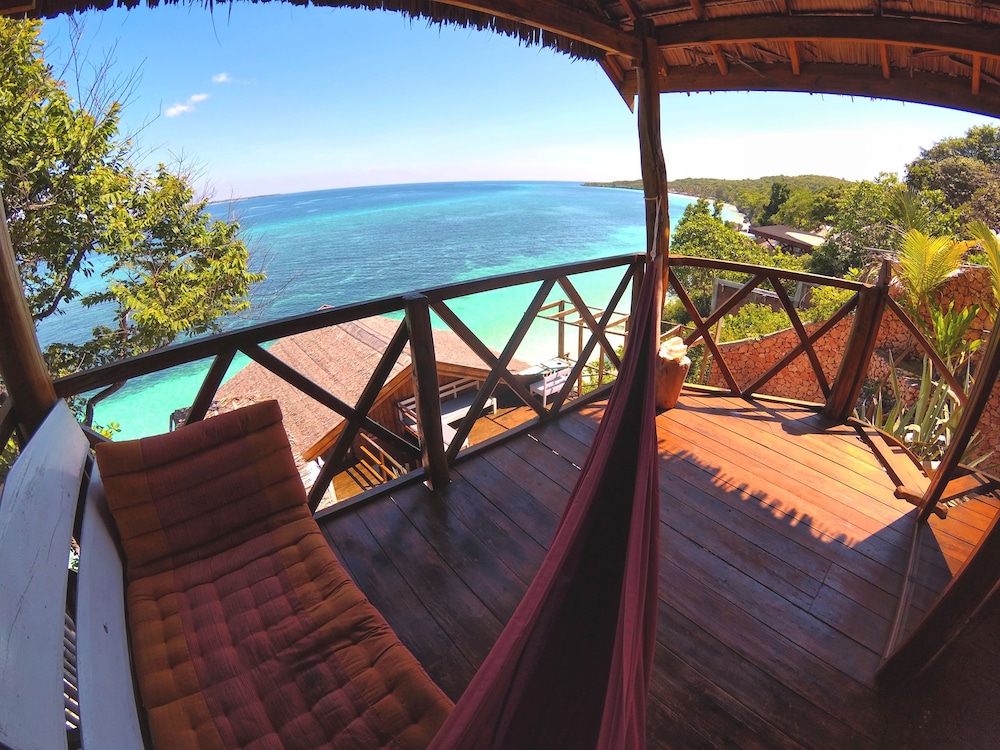 Cosmos Bungalows In Bira Hotel Rates Reviews On Orbitz