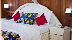 In-room safe, desk, iron/ironing board, free WiFi