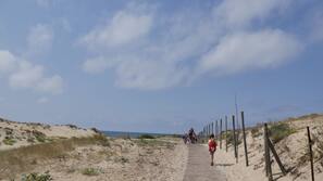 Plage à proximité, navette gratuite vers la plage