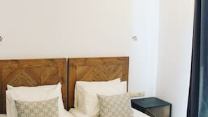 Egyptian cotton sheets, premium bedding, pillowtop beds, in-room safe