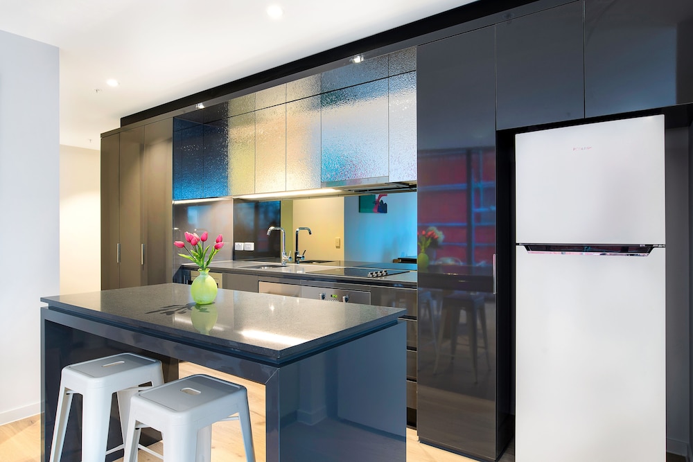 Manhattan Apartment Deals & Reviews (Melbourne, AUS) Wotif