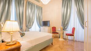 Premium bedding, in-room safe, blackout curtains, soundproofing
