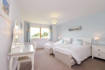 the sands apartments scarborough