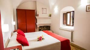 3 Schlafzimmer, kostenlose Babybetten, kostenpflichtige Zustellbetten