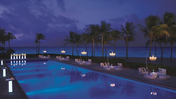 2 outdoor pools, pool umbrellas, pool loungers