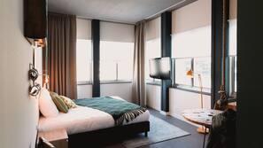In-room safe, desk, laptop workspace, cots/infant beds