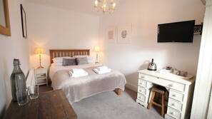 Desk, iron/ironing board, free WiFi