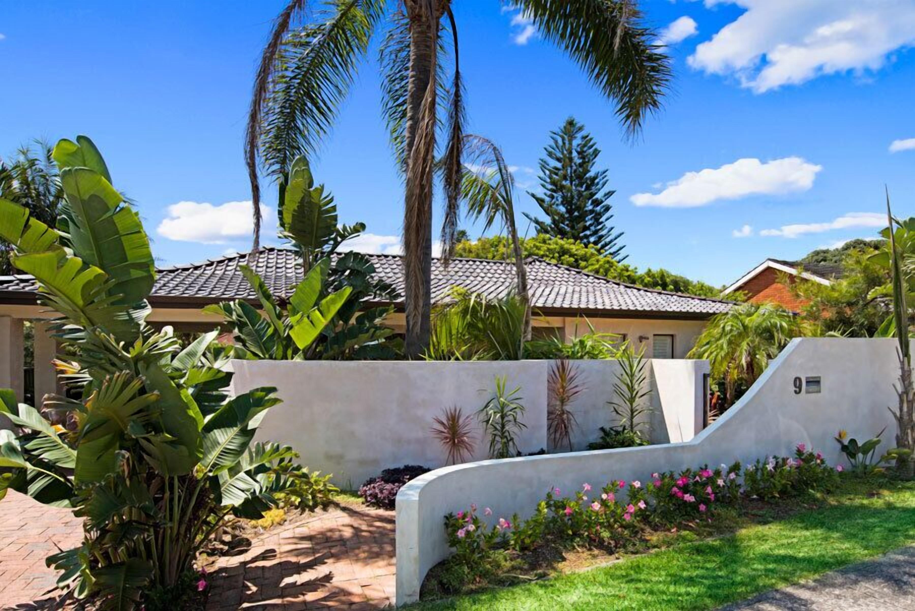 Cronulla Beach House Bed And Breakfast