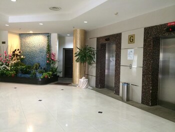 Carlton Hotel Shah Alam Kuala Lumpur Room Prices Reviews Travelocity