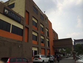 Carlton Hotel Shah Alam Kuala Lumpur Room Prices Reviews Travelocity