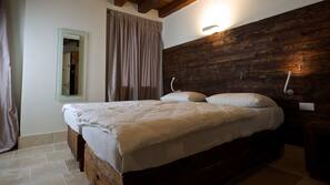 Premium bedding, in-room safe, desk, soundproofing