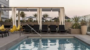 Outdoor pool, pool cabanas (surcharge), pool umbrellas
