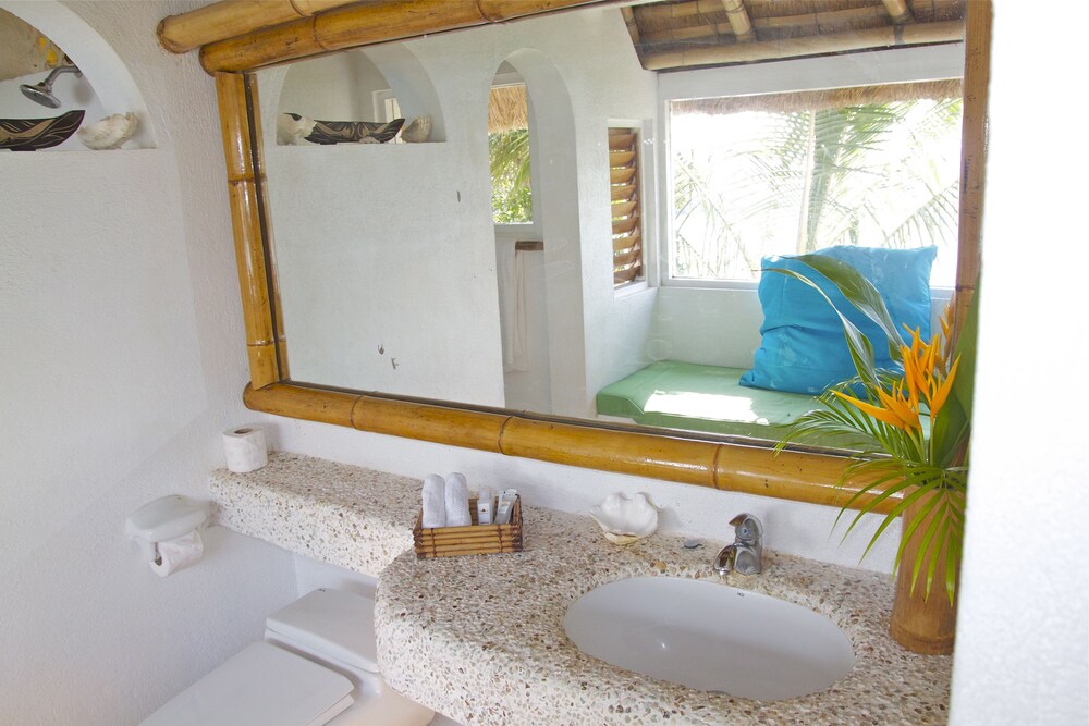 Puerto Del Sol Resort Dive Center Busuanga Room Prices - 