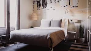 Cortinas opacas, tabla de planchar con plancha, wifi gratis