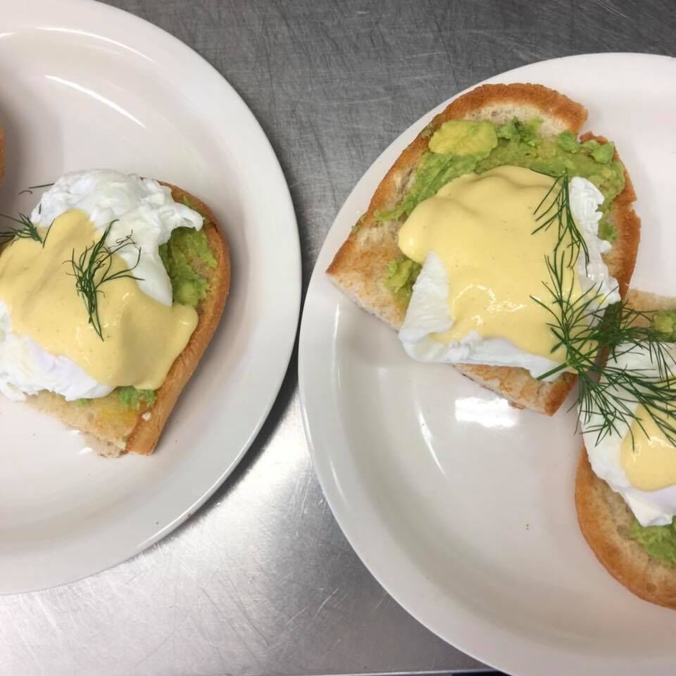 Ten Dollar Town Motel