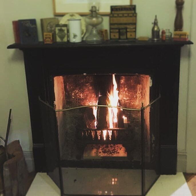 Ten Dollar Town Motel