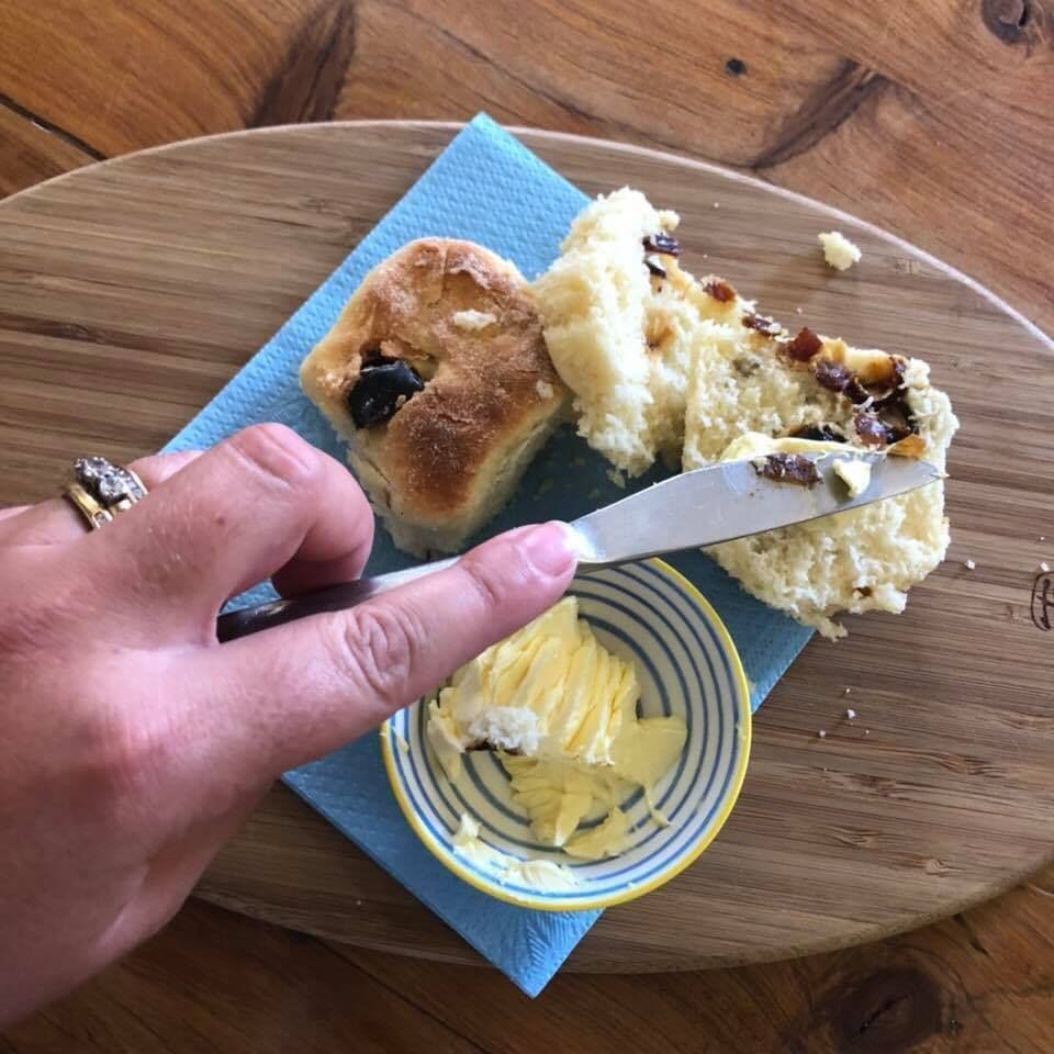 Ten Dollar Town Motel