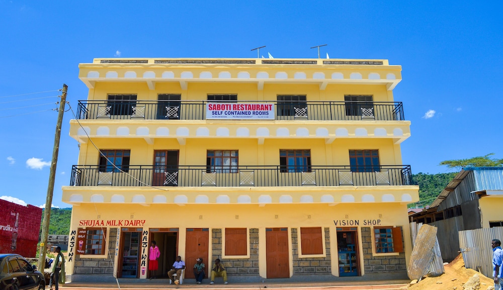 Saboti Hotel in Mai Mahiu, Kenya