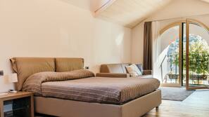 Minibar, in-room safe, desk, blackout curtains