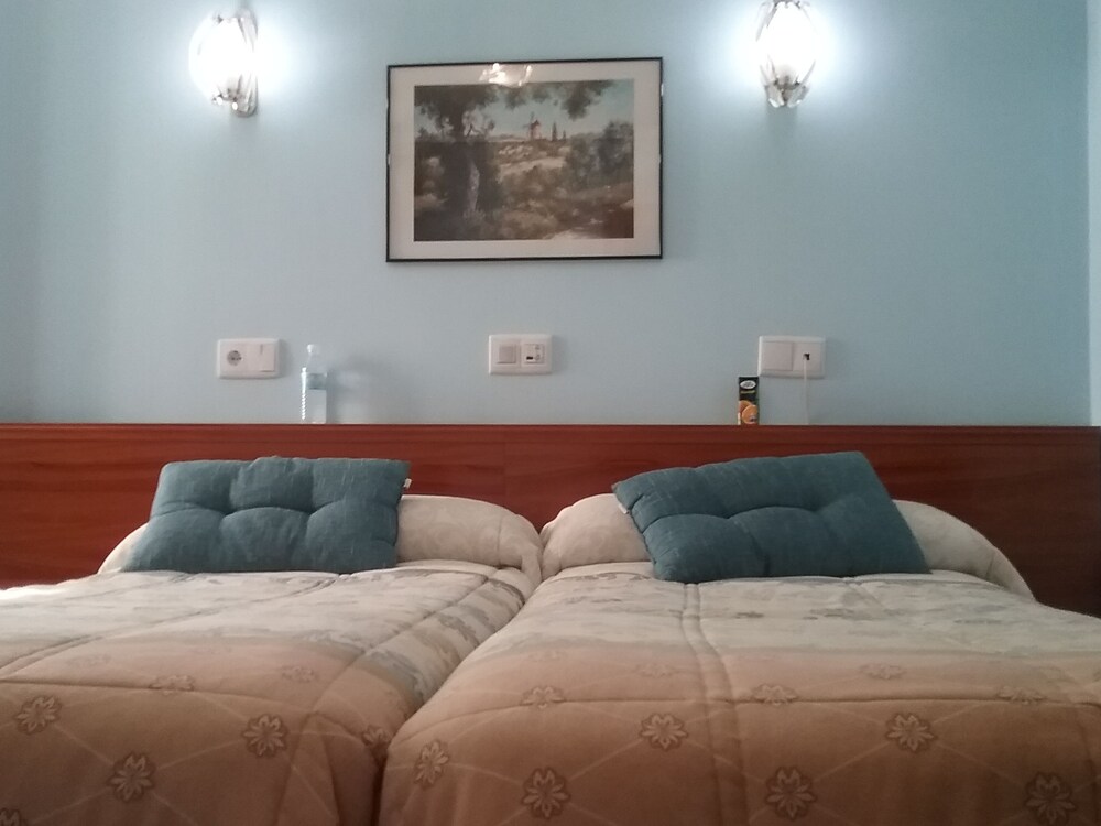 Imagen de Hotel Campus Tavern. Mejor Precio Garantizado (2 de 19)