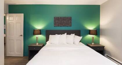 LES Hotel & Suites