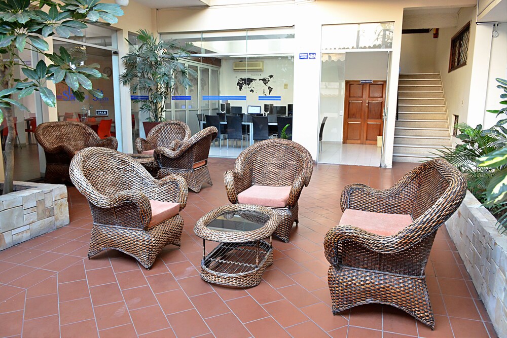 Photo - La Siesta Hotel